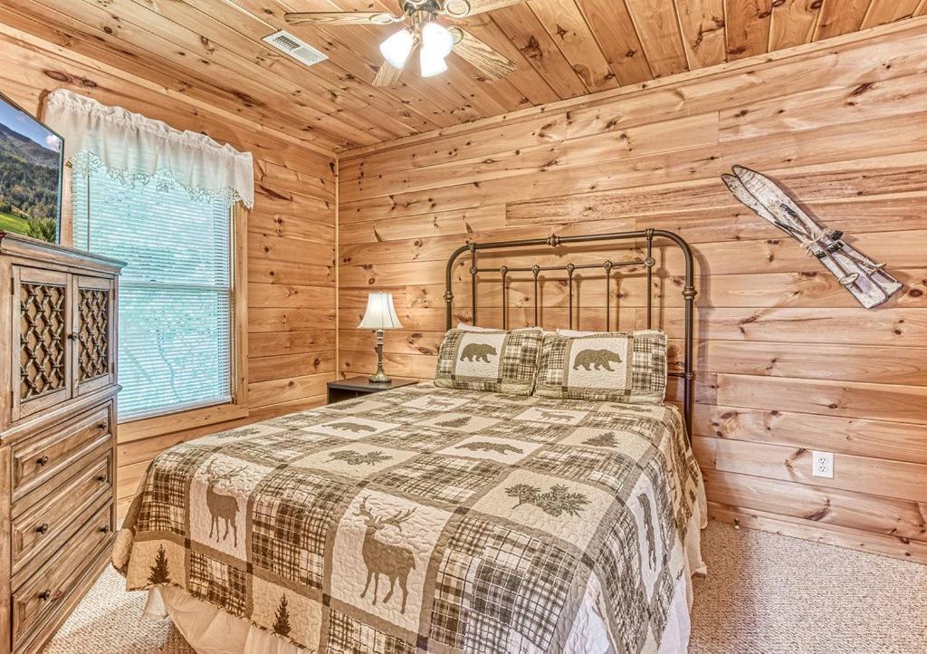 Smoky Mountain Gem Villa Gatlinburg Eksteriør bilde